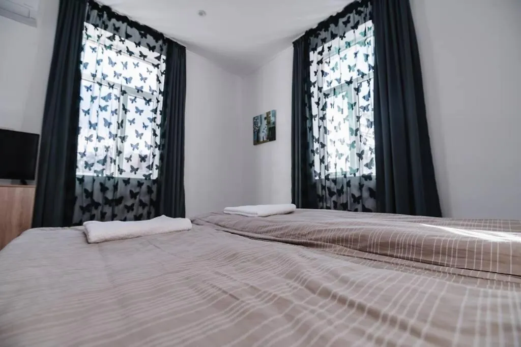Cozy Apartment In Central Sofia