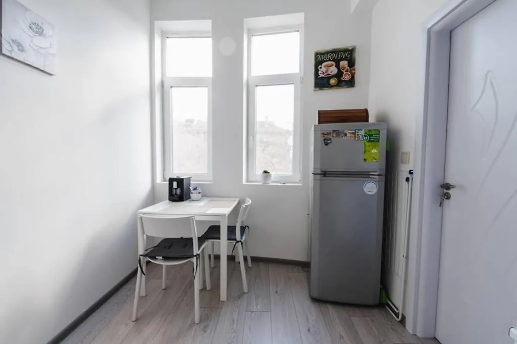 Cozy Apartment In Central Sofia